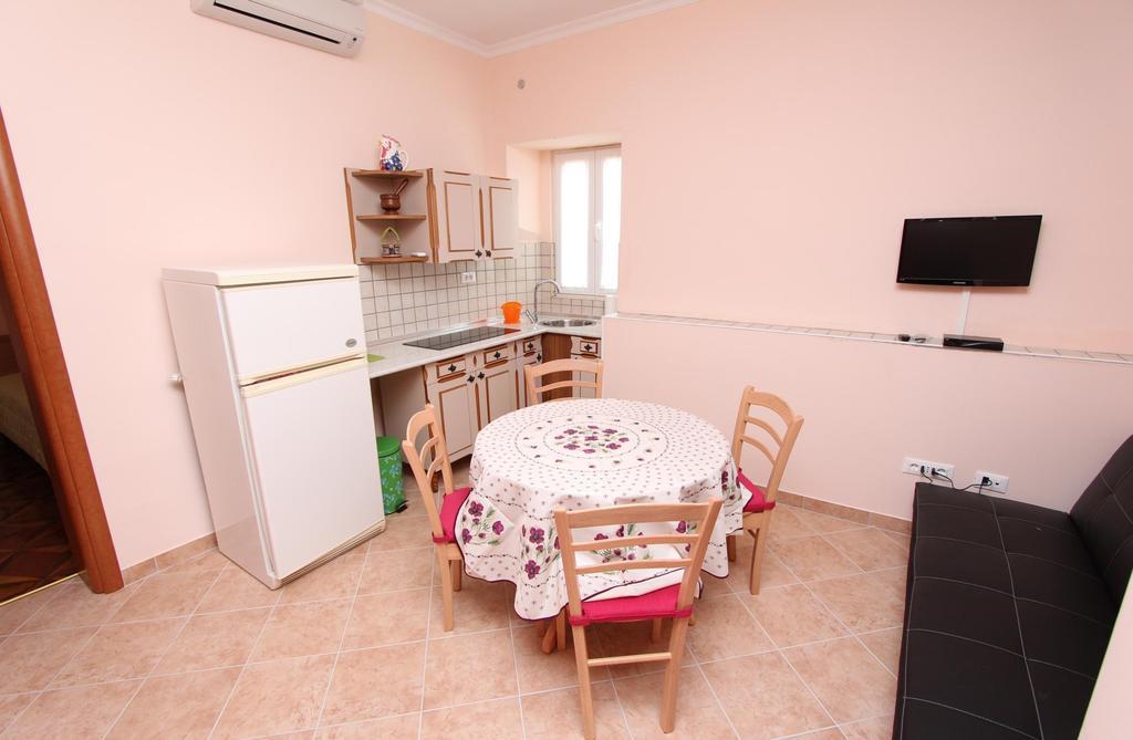 Apartments Casa Menis Rovinj Habitación foto