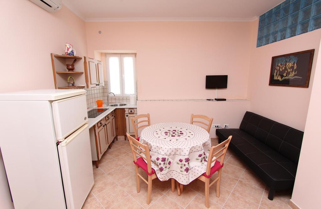 Apartments Casa Menis Rovinj Habitación foto